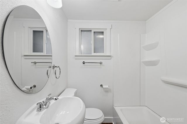 1619 Bayview Drive W, Bremerton, WA 98312