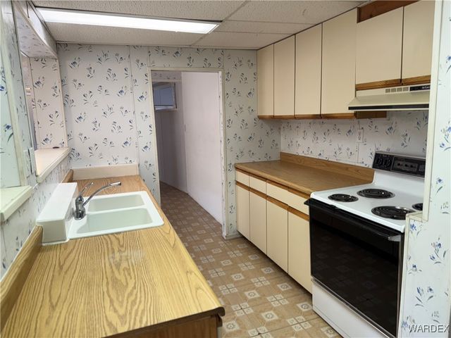 3315 W Gordon Lane, Golden Valley, AZ 86413