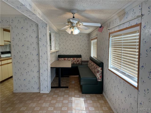 3315 W Gordon Lane, Golden Valley, AZ 86413