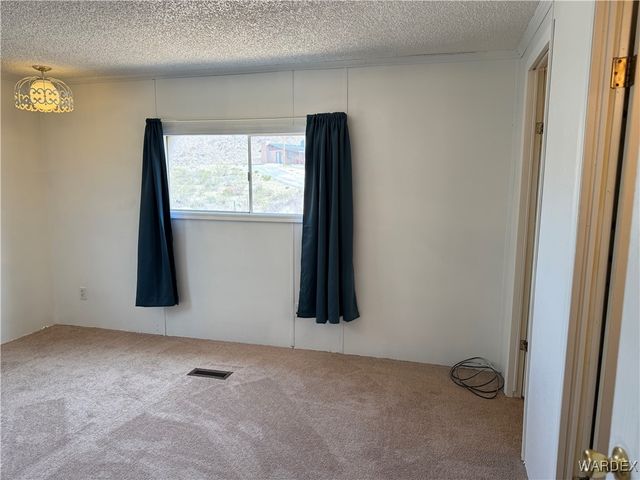 3315 W Gordon Lane, Golden Valley, AZ 86413