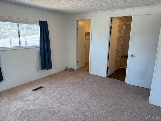 3315 W Gordon Lane, Golden Valley, AZ 86413