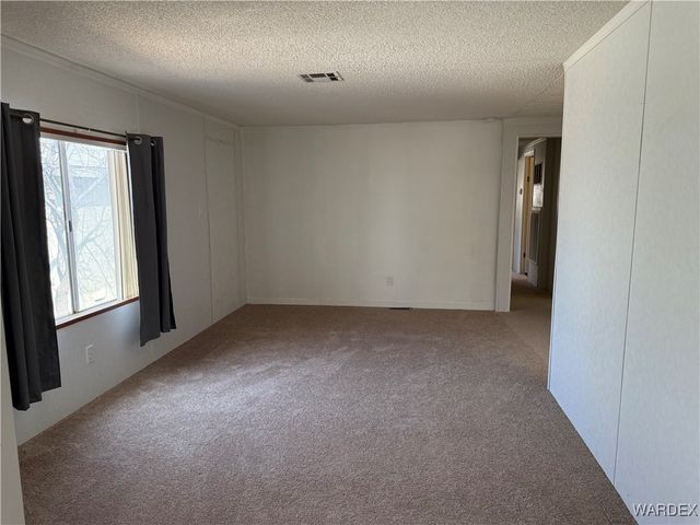 3315 W Gordon Lane, Golden Valley, AZ 86413