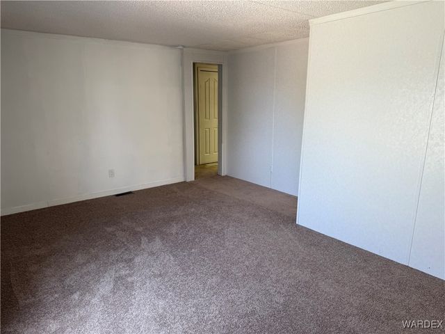 3315 W Gordon Lane, Golden Valley, AZ 86413