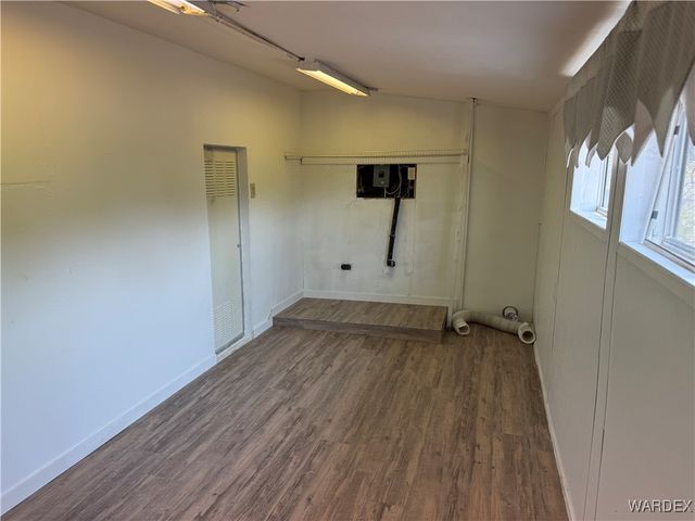 3315 W Gordon Lane, Golden Valley, AZ 86413