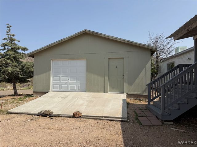 3315 W Gordon Lane, Golden Valley, AZ 86413