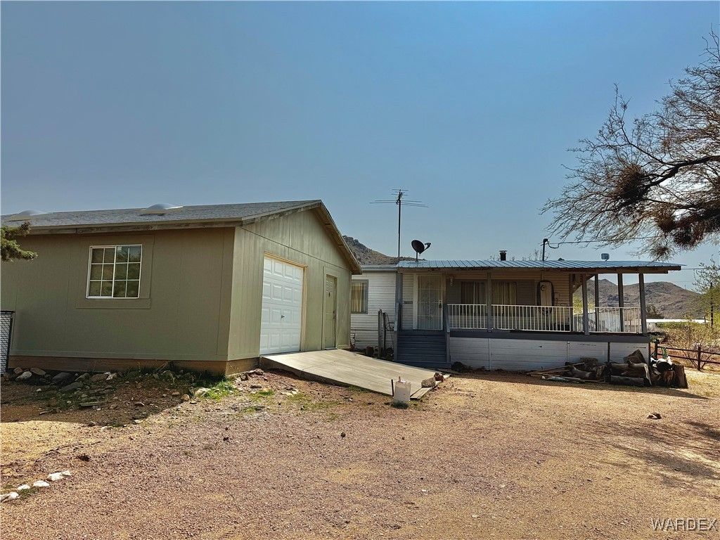 3315 W Gordon Lane, Golden Valley, AZ 86413