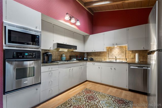 3432 E 57th Place, Tulsa, OK 74135