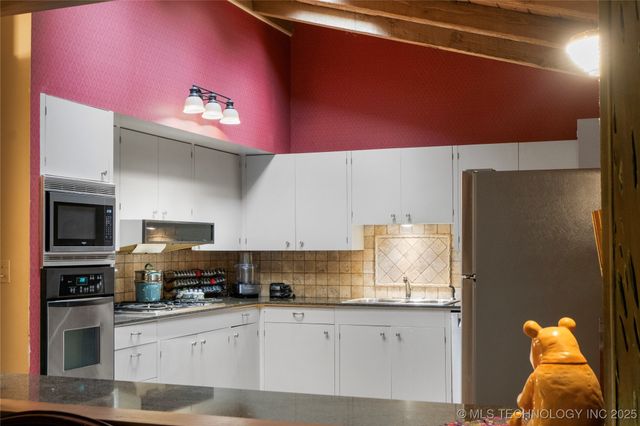 3432 E 57th Place, Tulsa, OK 74135