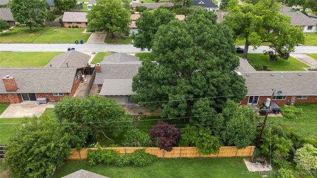 3432 E 57th Place, Tulsa, OK 74135