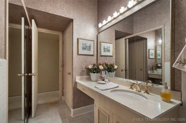 3432 E 57th Place, Tulsa, OK 74135