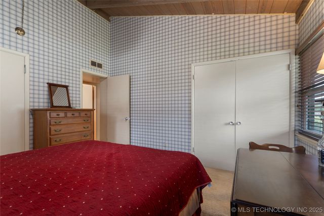 3432 E 57th Place, Tulsa, OK 74135