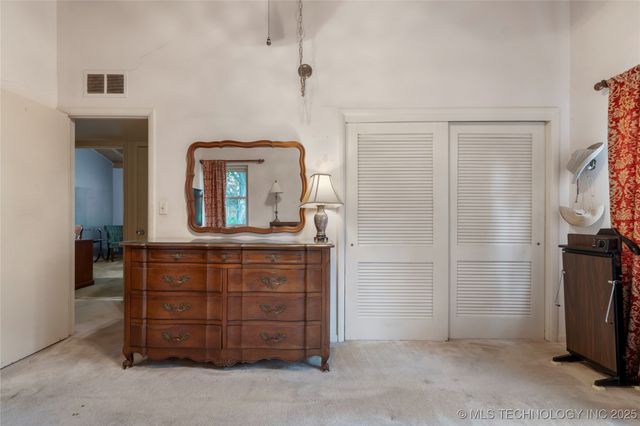 3432 E 57th Place, Tulsa, OK 74135