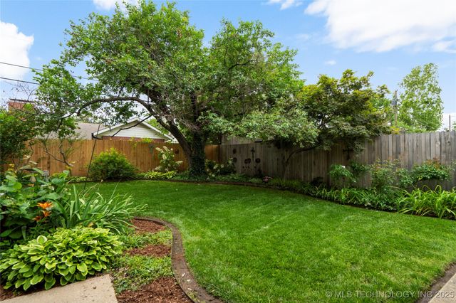 3432 E 57th Place, Tulsa, OK 74135