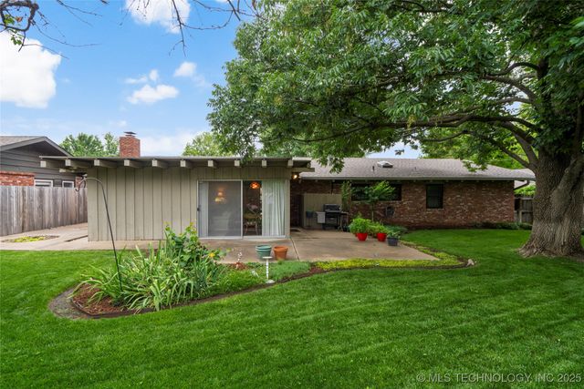 3432 E 57th Place, Tulsa, OK 74135