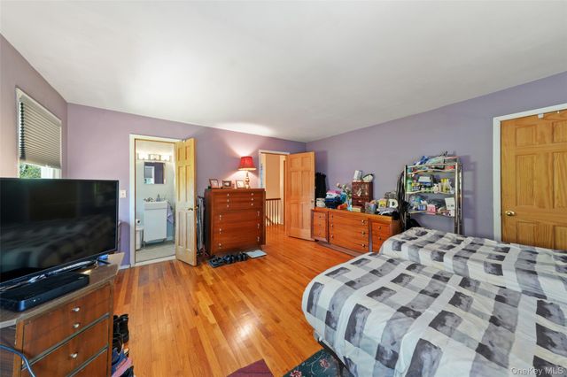 13 Kupperman Lane, Monsey, NY 10952