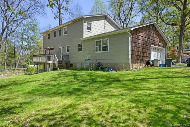 13 Kupperman Lane, Monsey, NY 10952