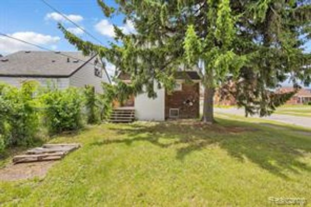 12796 Cherrylawn Street, Detroit, MI 48238