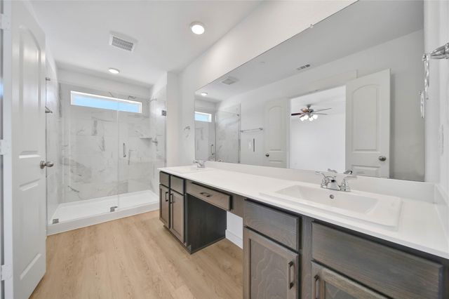 11918 Outer Bark Drive 15, Tomball, TX 77375
