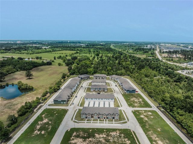 11918 Outer Bark Drive 15, Tomball, TX 77375