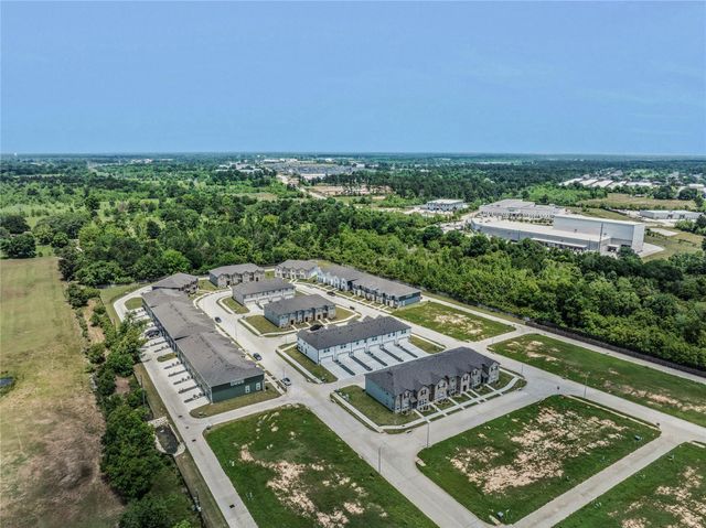 11918 Outer Bark Drive 15, Tomball, TX 77375