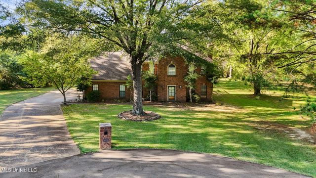 3030 Dove Hill Cove, Olive Branch, MS 38654