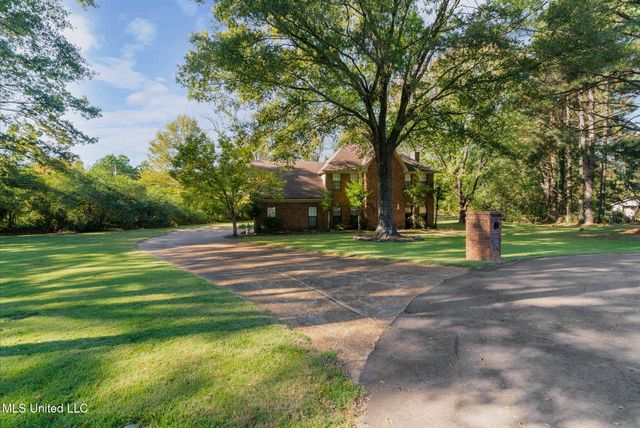 3030 Dove Hill Cove, Olive Branch, MS 38654