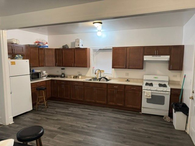 3949 W Monroe Street, Chicago, IL 60624