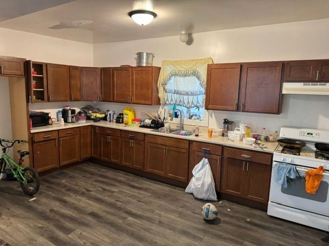 3949 W Monroe Street, Chicago, IL 60624