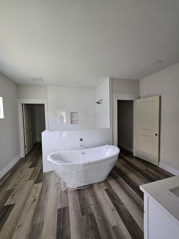 5529 Chenier Drive, Gulf Breeze, FL 32563