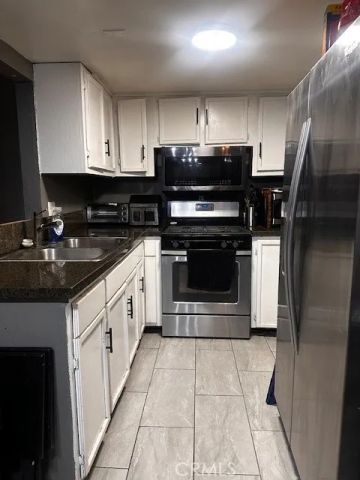 7826 Laurel Canyon 7, North Hollywood, CA 91605