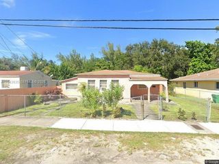 111 NW 64th St, Miami, FL 33150