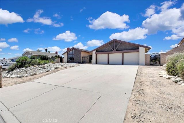 5328 Ranch Gate Road, Alta Loma, CA 91701