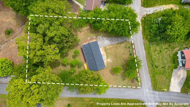 2606 Pine Drive SE, Cleveland, TN 37323