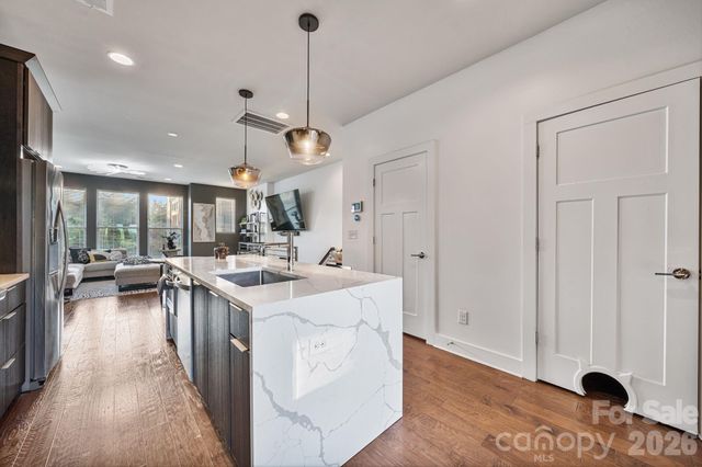 1605 Cannon View Lane, Charlotte, NC 28208