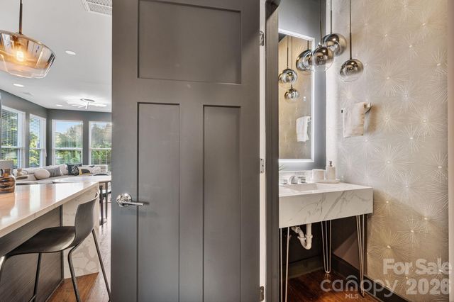 1605 Cannon View Lane, Charlotte, NC 28208