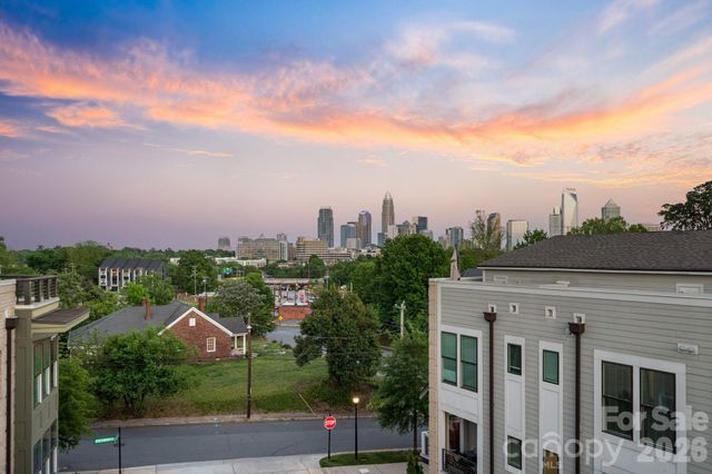 1605 Cannon View Lane, Charlotte, NC 28208