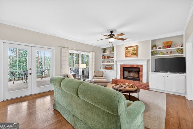 1315 Amberwood Drive, Woodstock, GA 30189