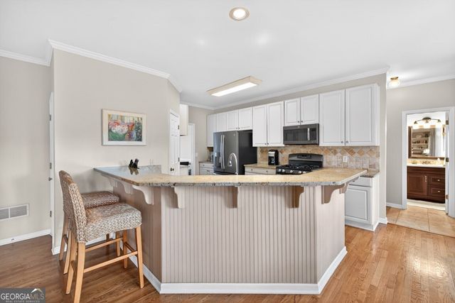 1315 Amberwood Drive, Woodstock, GA 30189