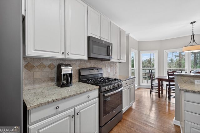 1315 Amberwood Drive, Woodstock, GA 30189