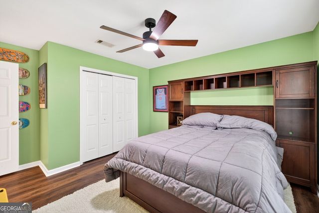 1315 Amberwood Drive, Woodstock, GA 30189