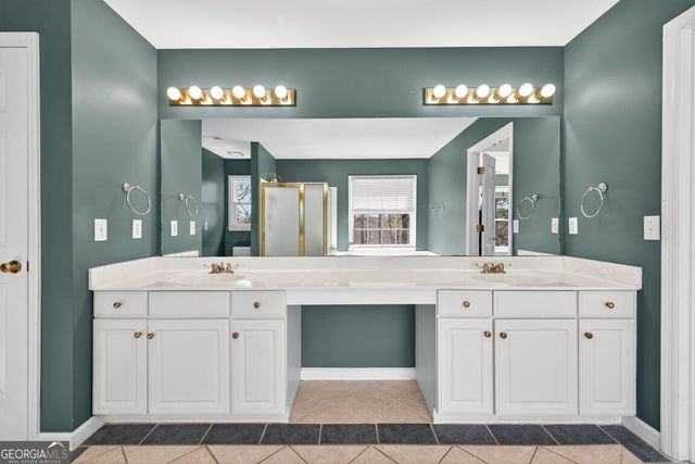 1315 Amberwood Drive, Woodstock, GA 30189