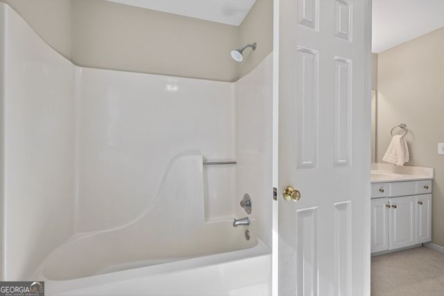 1315 Amberwood Drive, Woodstock, GA 30189