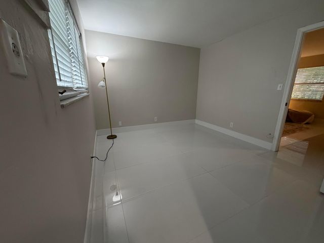 5174 NE 6th Avenue 507, Oakland Park, FL 33334