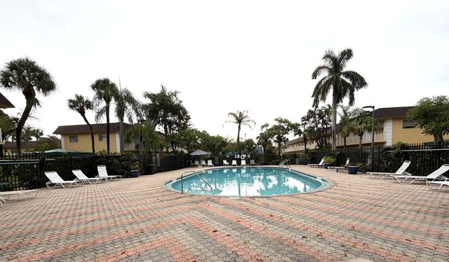 5174 NE 6th Avenue 507, Oakland Park, FL 33334