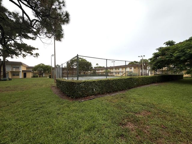 5174 NE 6th Avenue 507, Oakland Park, FL 33334