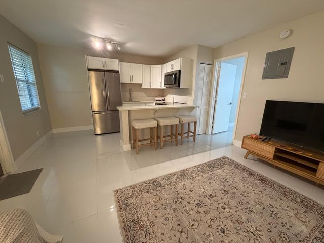 5174 NE 6th Avenue 507, Oakland Park, FL 33334
