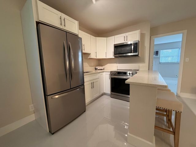 5174 NE 6th Avenue 507, Oakland Park, FL 33334