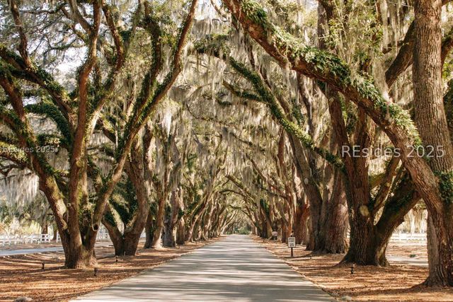 21 Hunting Ct, Bluffton, SC 29910