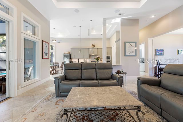 21 Hunting Ct, Bluffton, SC 29910