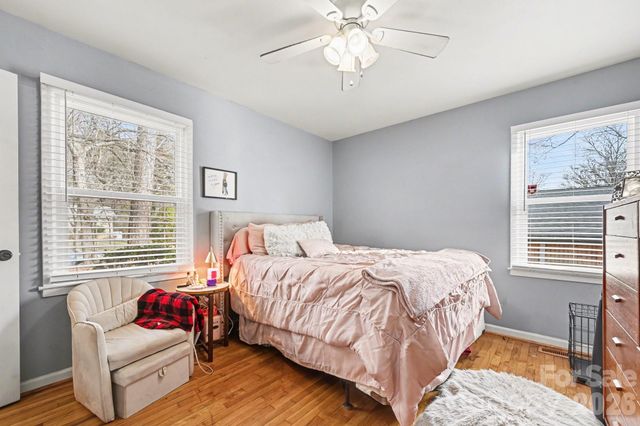 537 Kentbrook Drive, Charlotte, NC 28213